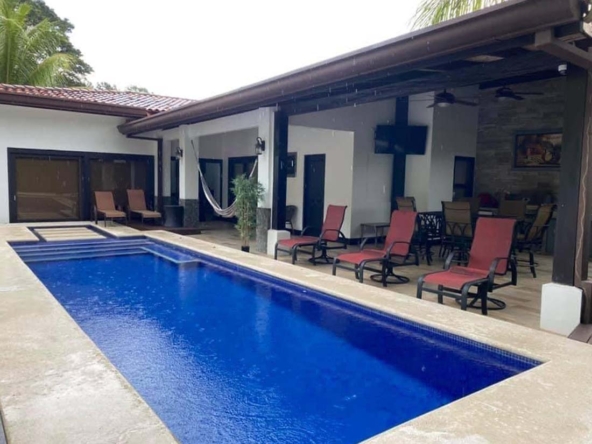Casa Palma Herradura 4-Bedroom House for sale. Real Estate