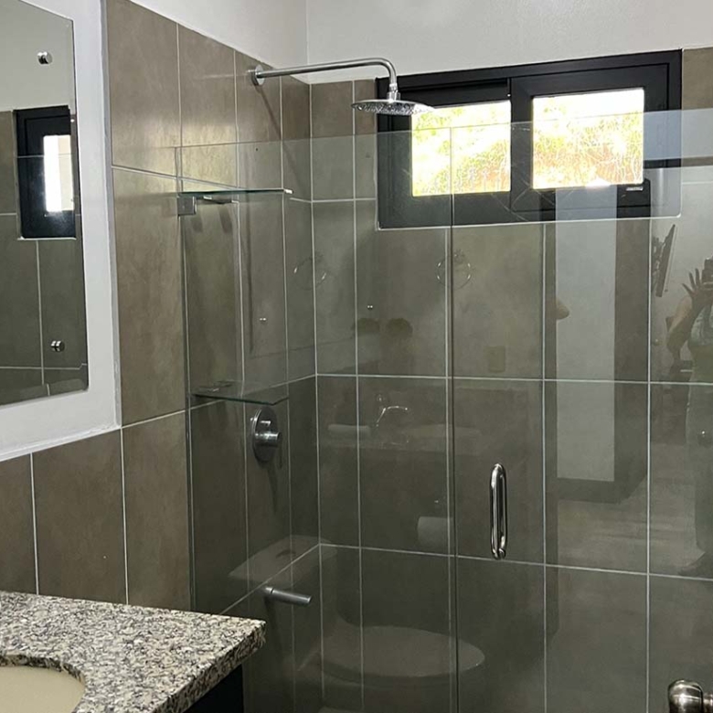 Casa Palma Herradura 4-Bedroom House for sale. Real Estate