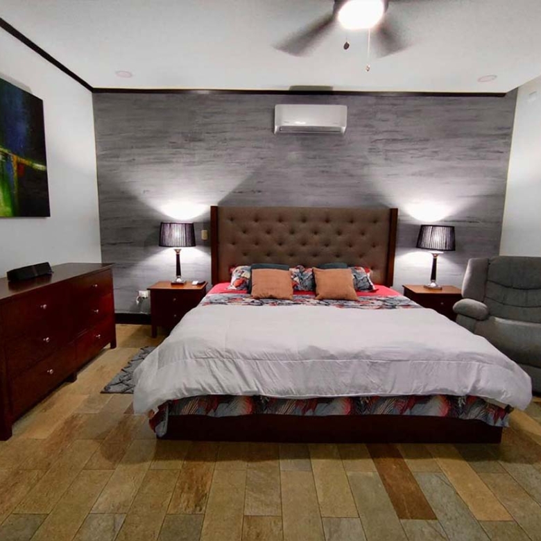 Casa Palma Herradura 4-Bedroom House for sale. Real Estate