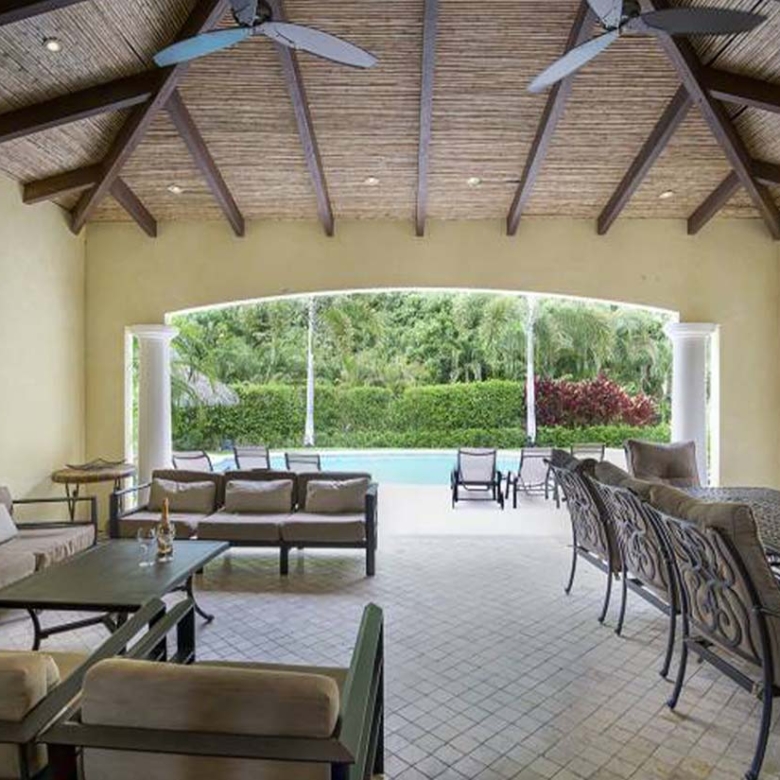 Casa Tropical in Los Sueños, Herradura. Real Estate