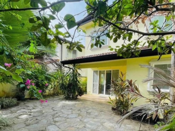 Opportunity House for Sale in Las Nubes Gated Community – Jacó